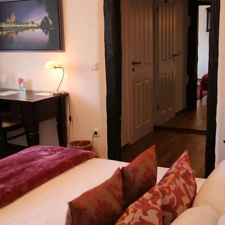 Otel L'ostello Altstadthotel 3*