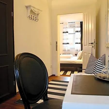 L'ostello Altstadthotel 3* Regensburg